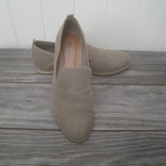Indigo Road Shoes Indigo Road Loafers Shoes Taupe Leather Slipon